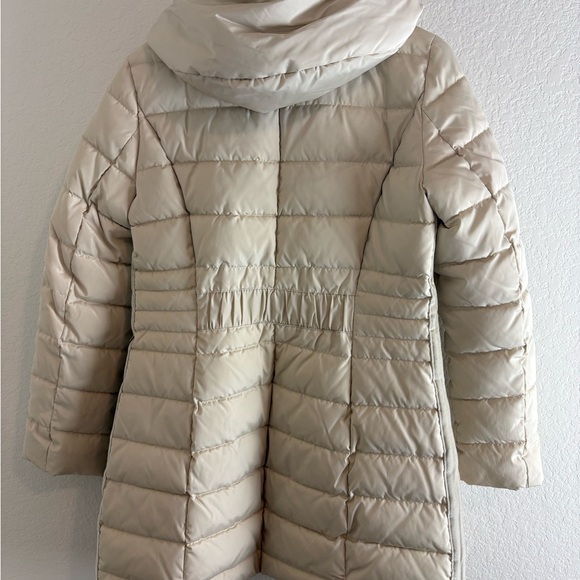 Never worn: Laundry By Shelli Segal  Off-White Puffer Coat - Picture 11 of 12